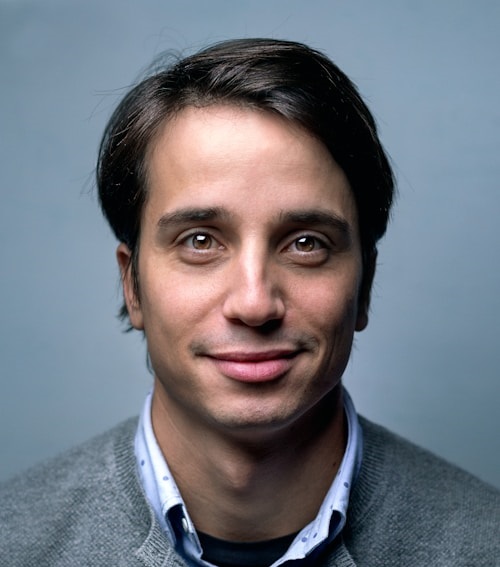 David R.